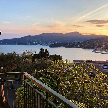 Tra Sole & Mare Apartment Zoagli Bagian luar foto