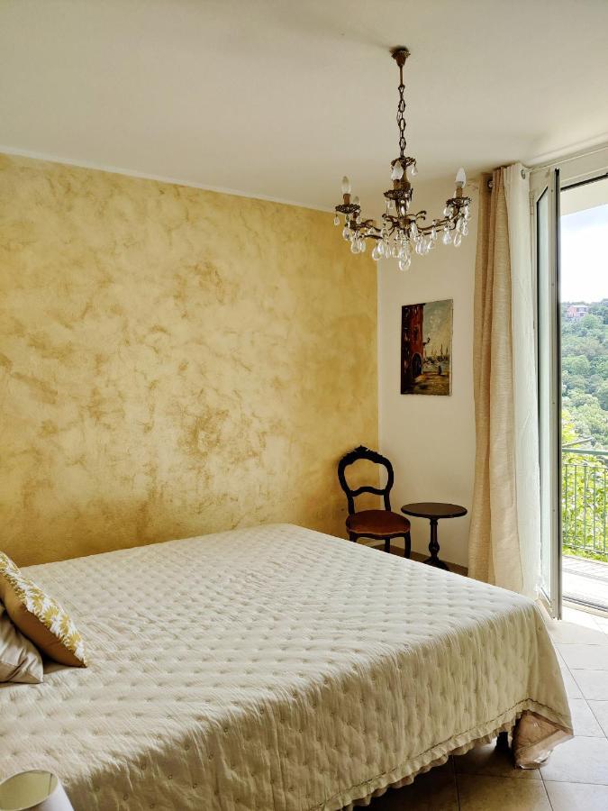 Tra Sole & Mare Apartment Zoagli Bagian luar foto
