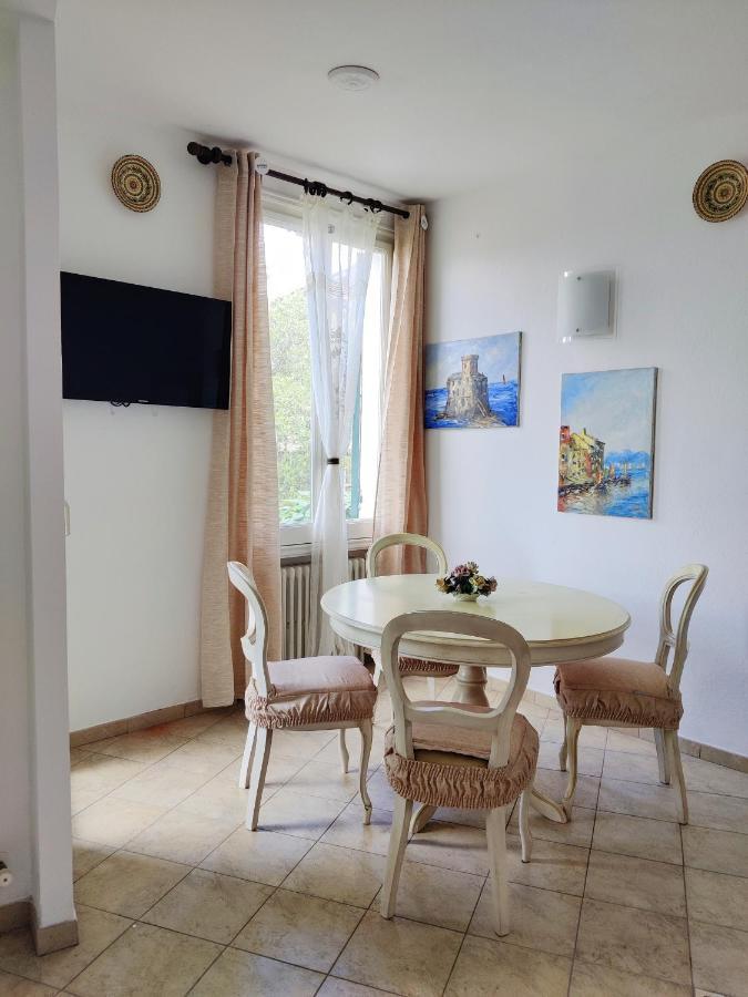 Tra Sole & Mare Apartment Zoagli Bagian luar foto